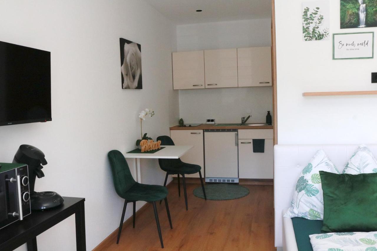 Haus M&M Apartamento Brixen im Thale Exterior foto