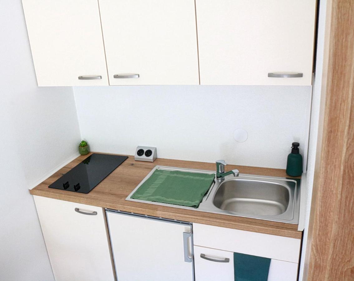Haus M&M Apartamento Brixen im Thale Exterior foto